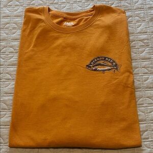 Izod Saltwater Men’s L Relaxed Classics Long Sleeve Mustard Yellow, Fish Theme
